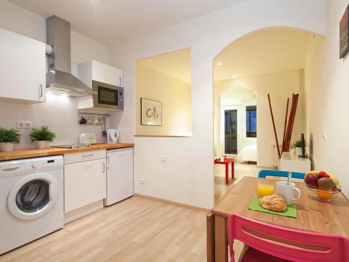 Spot Smart Nomad Bed and Breakfast Barcelona Eksteriør billede